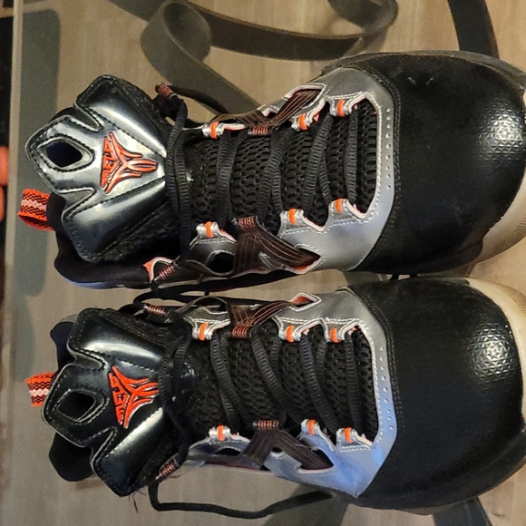JORDAN UNRELEASED MELO M9 (HYPE) SZ 10.5 - Picture 2 of 5